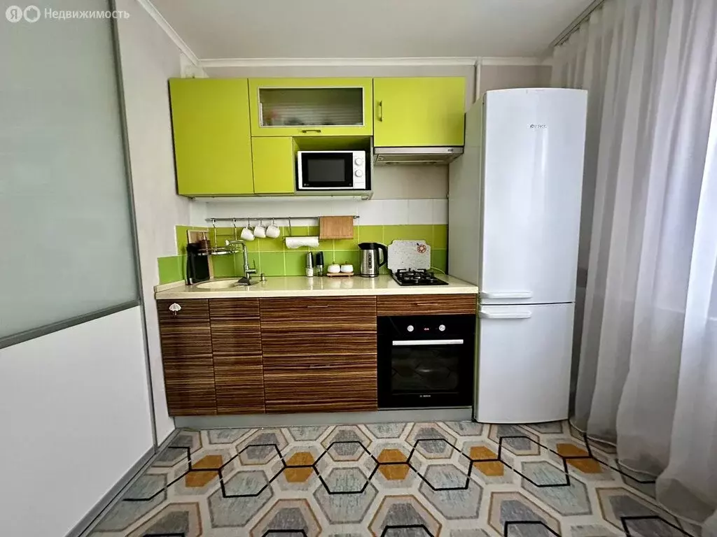 2-комнатная квартира: Новый Уренгой, район Северная Жилая Часть, ... - Фото 2