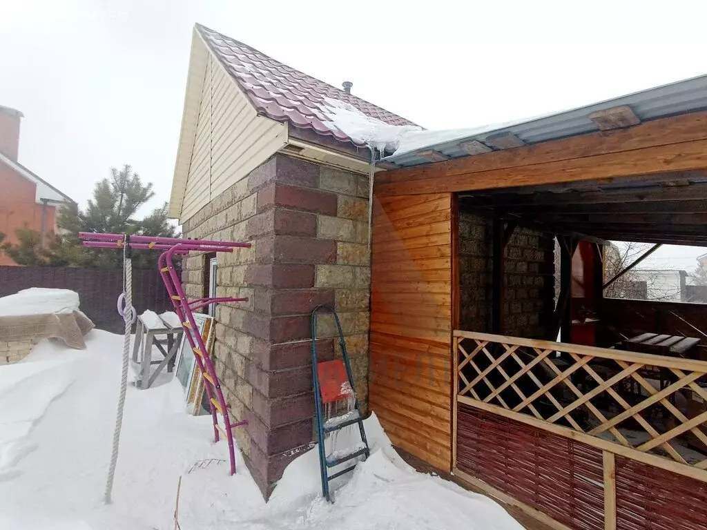 Дом в посёлок Ростовка, Солнечная улица (186 м) - Фото 1