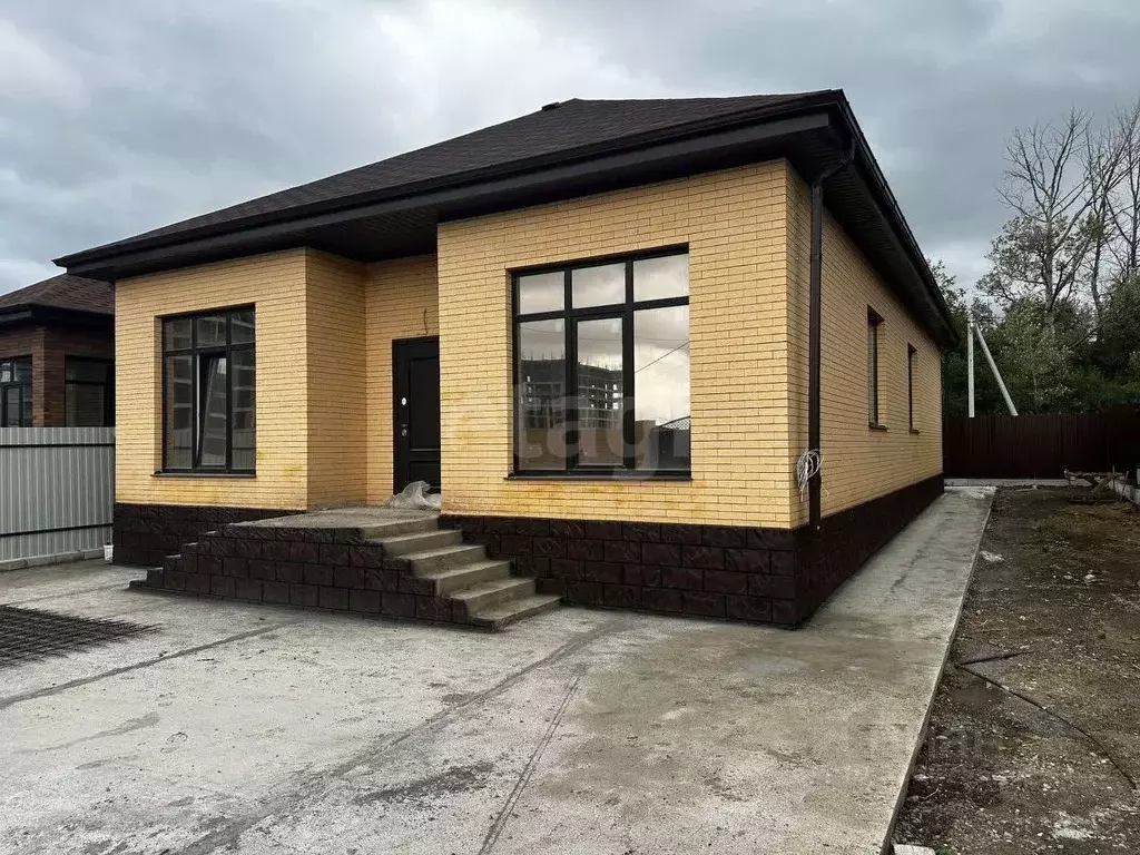 Дом в Ставропольский край, Предгорный муниципальный округ, пос. ... - Фото 1