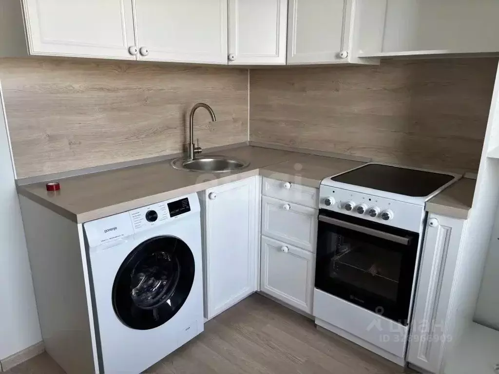 1-к кв. Тюменская область, Тюмень ул. Алексея Леонова, 30 (33.0 м) - Фото 1