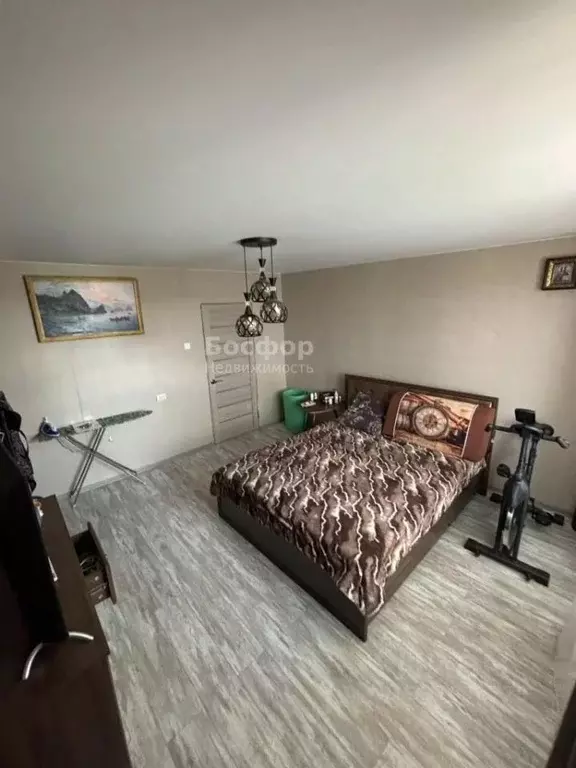 2-к кв. Крым, Кировское пгт ул. Комарова, 2А (50.4 м) - Фото 2