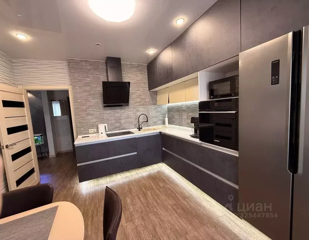 3-к кв. Челябинская область, Челябинск Университетская Набережная ул., ... - Фото 1