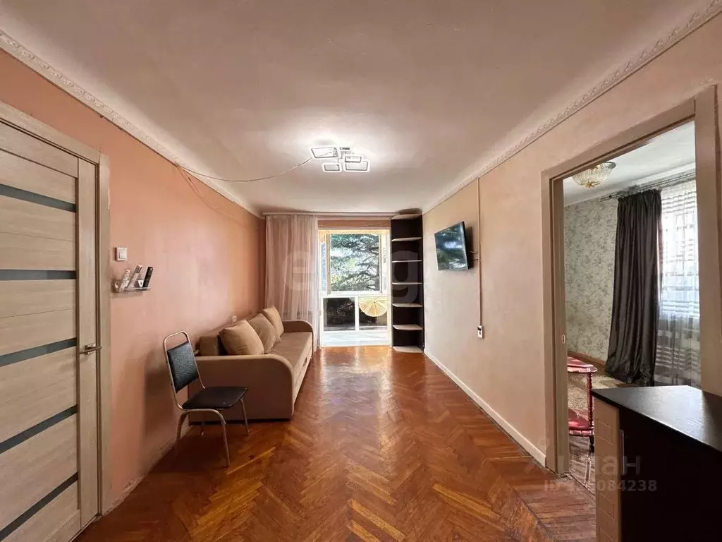 2-к кв. Крым, Ялта муниципальный округ, Виноградное пгт ш. ... - Фото 2