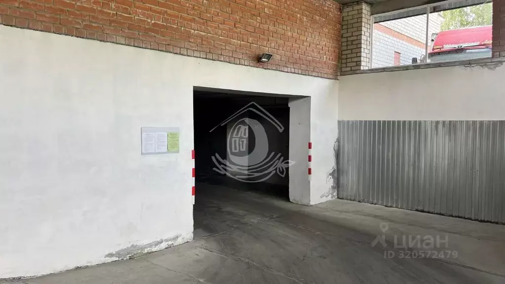 Гараж в Алтайский край, Барнаул ул. Антона Петрова, 249Б (20 м) - Фото 2