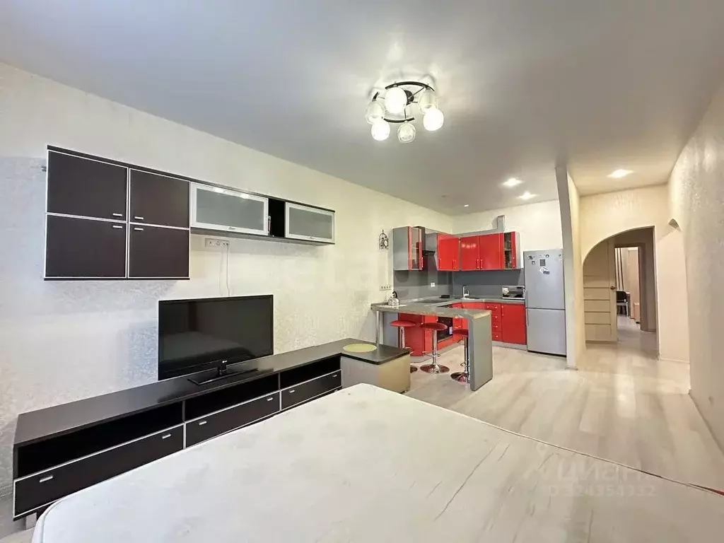 2-к кв. Ханты-Мансийский АО, Сургут ул. Семена Билецкого, 6 (68.0 м) - Фото 1