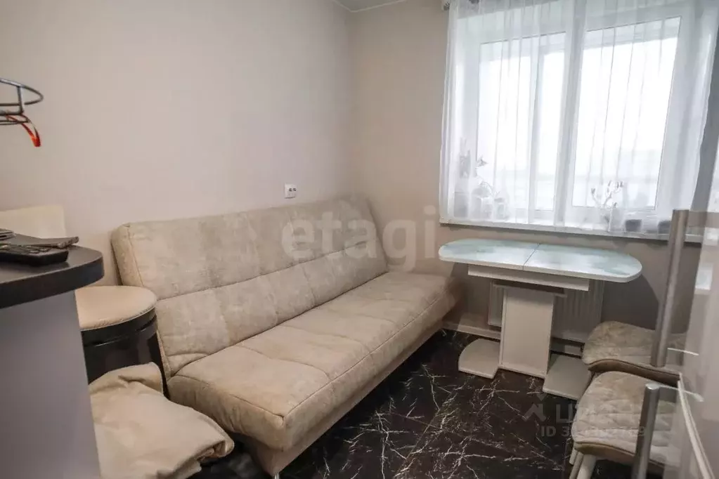 1-к кв. Вологодская область, Череповец ул. Годовикова, 9 (42.1 м) - Фото 0