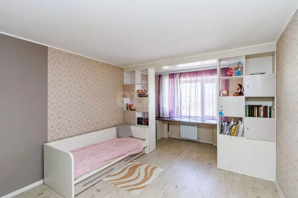 3-к кв. Тюменская область, Тюмень ул. Мельникайте, 138 (97.2 м) - Фото 1