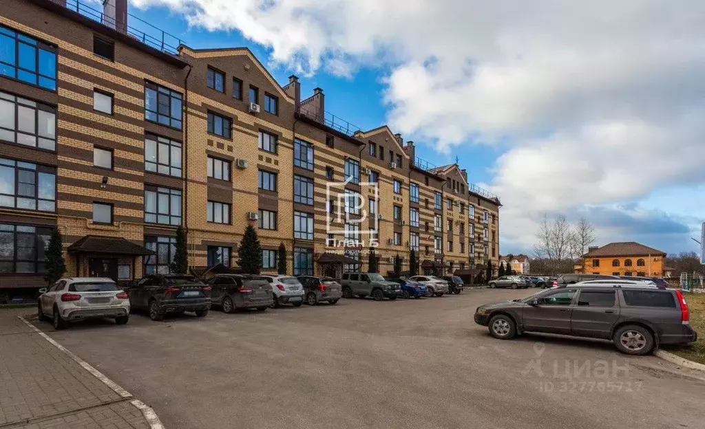 2-к кв. Калужская область, Калуга Заречная ул., 18В (85.8 м) - Фото 1