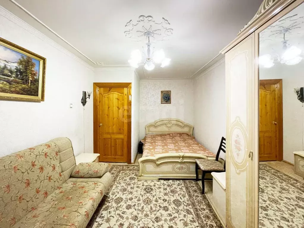 2-к кв. Ханты-Мансийский АО, Сургут ул. Энергетиков, 15 (47.5 м) - Фото 1