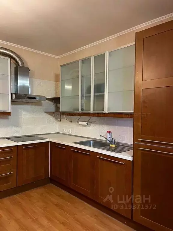 2-к кв. Татарстан, Казань ул. Достоевского, 52 (72.0 м) - Фото 0