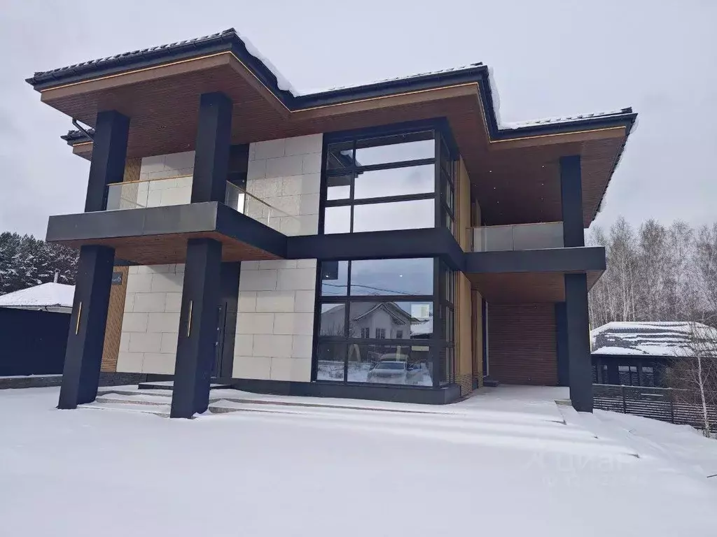 Дом в Красноярский край, Красноярск Лесная ул., 135А (306 м) - Фото 2