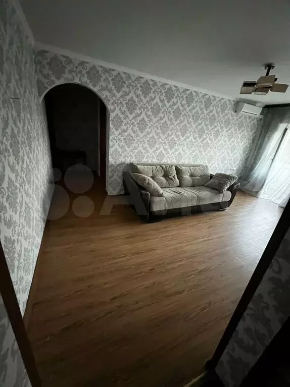 3-к. квартира, 58 м, 3/5 эт. - Фото 1