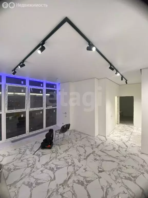 3-комнатная квартира: Краснодар, улица Западный Обход, 57 (65 м) - Фото 1