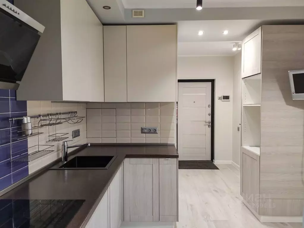 3-к кв. Москва Синявинская ул., 11к15 (72.8 м) - Фото 2