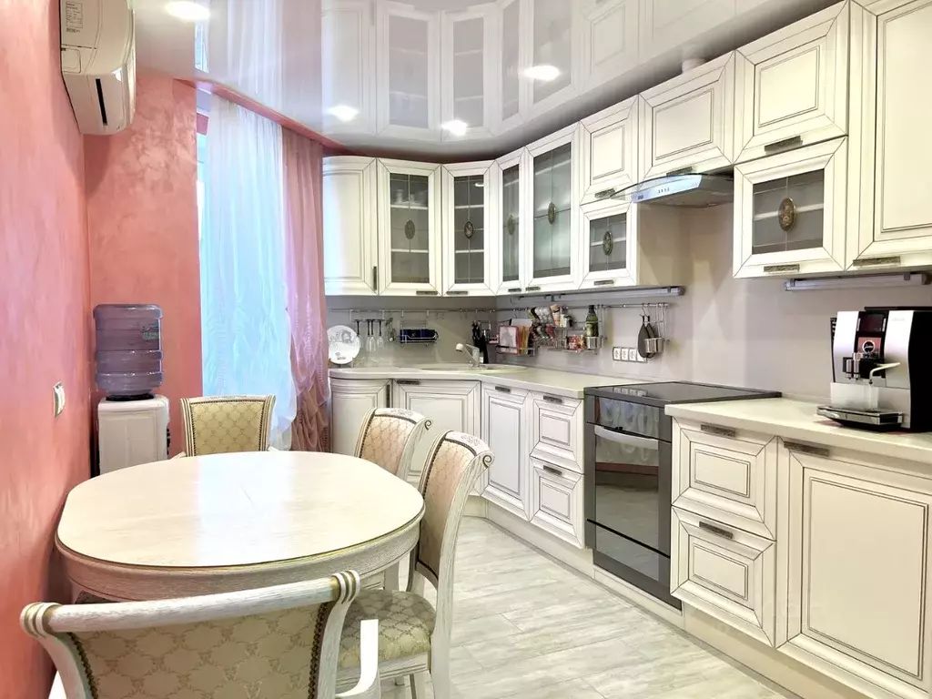 3-к кв. Самарская область, Самара ул. Дыбенко, 120 (80.0 м) - Фото 0