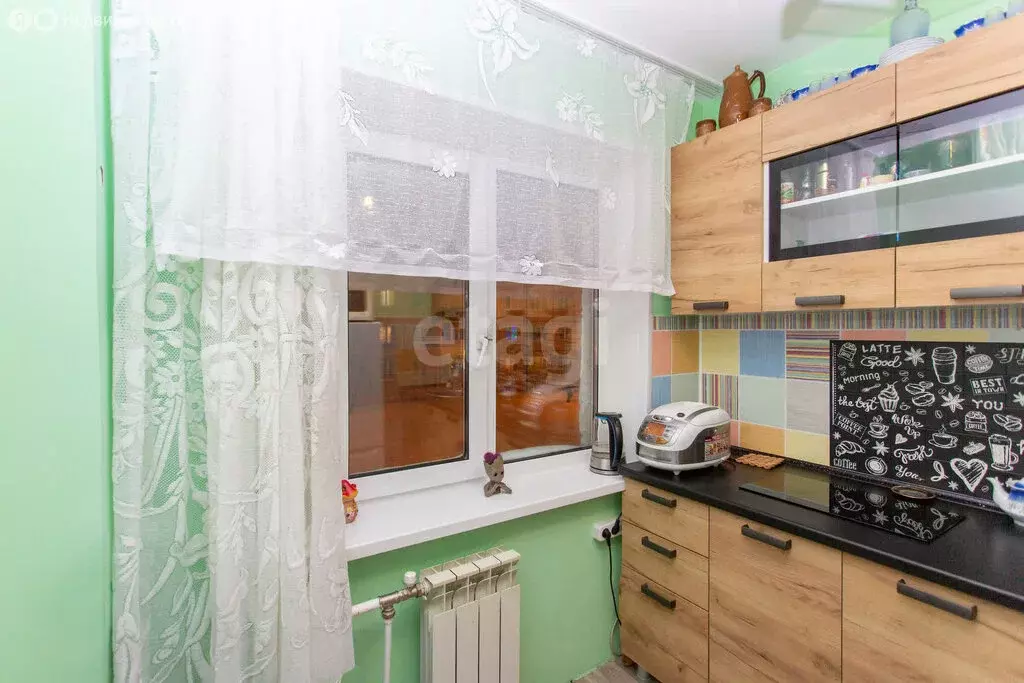 2-комнатная квартира: Тобольск, 4-й микрорайон, 31А (38.4 м) - Фото 2