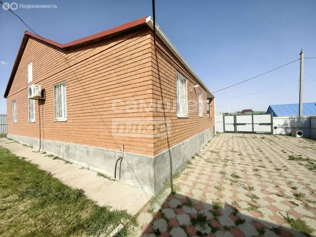 Дом в Элиста, Калачинская улица (110 м) - Фото 2