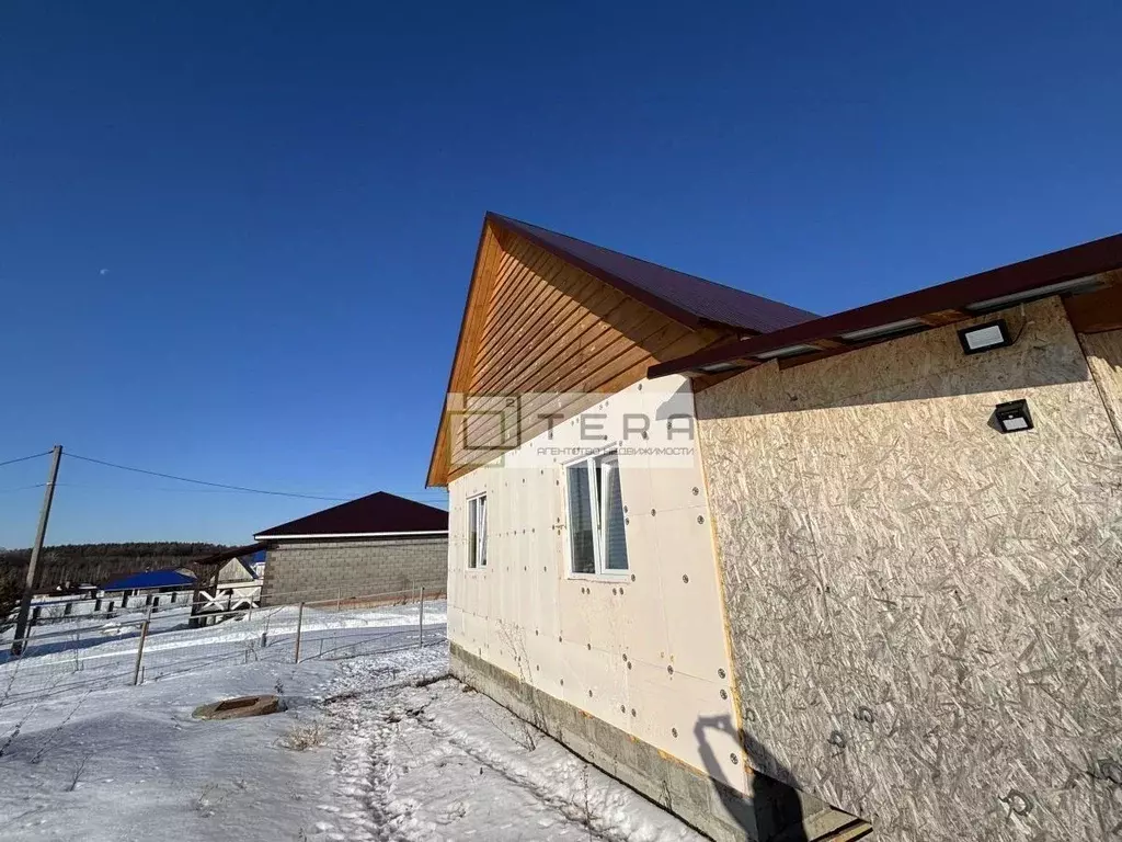 Дом в Башкортостан, Иглинский сельсовет, с. Иглино ул. Сочинская, 38 ... - Фото 1