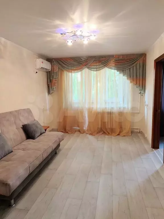 3-к. квартира, 60 м, 2/5 эт. - Фото 0