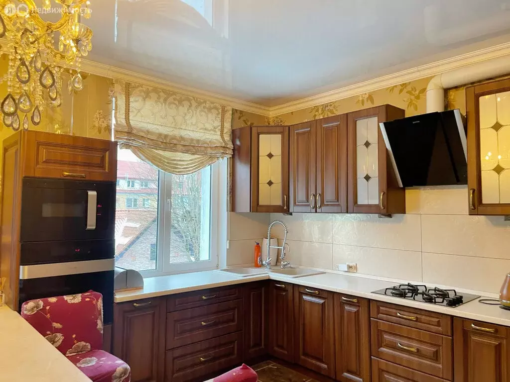 5-комнатная квартира: Калининград, Коммунистическая улица, 32 (170 м) - Фото 0