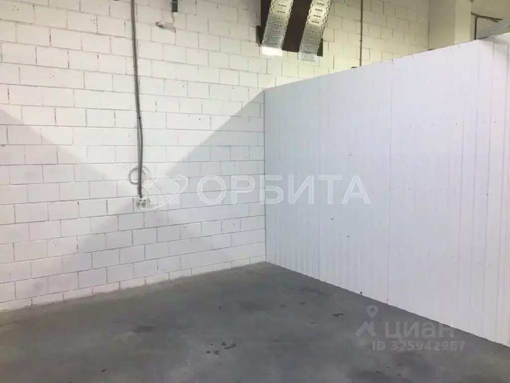 Торговая площадь в Тюменская область, Тюмень ул. Республики, 203 (21 ... - Фото 2