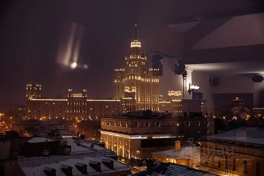 Комната Москва Певческий пер., 4С1 (10.0 м) - Фото 0