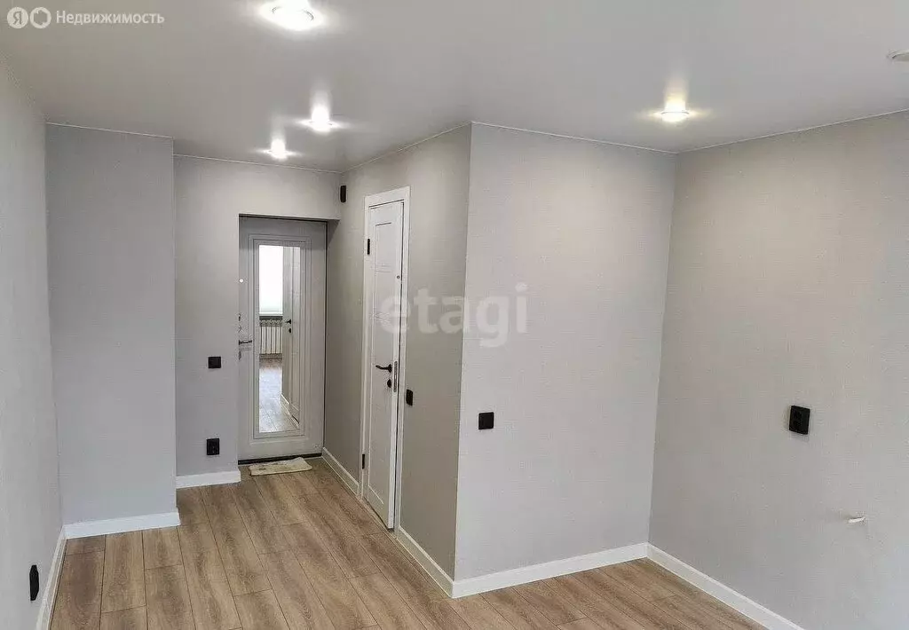 1к в -комнатной квартире (18.3 м) - Фото 0