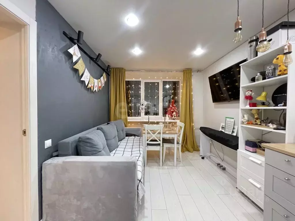 1-к кв. Татарстан, Казань ул. Нурсултана Назарбаева, 56 (31.5 м) - Фото 1