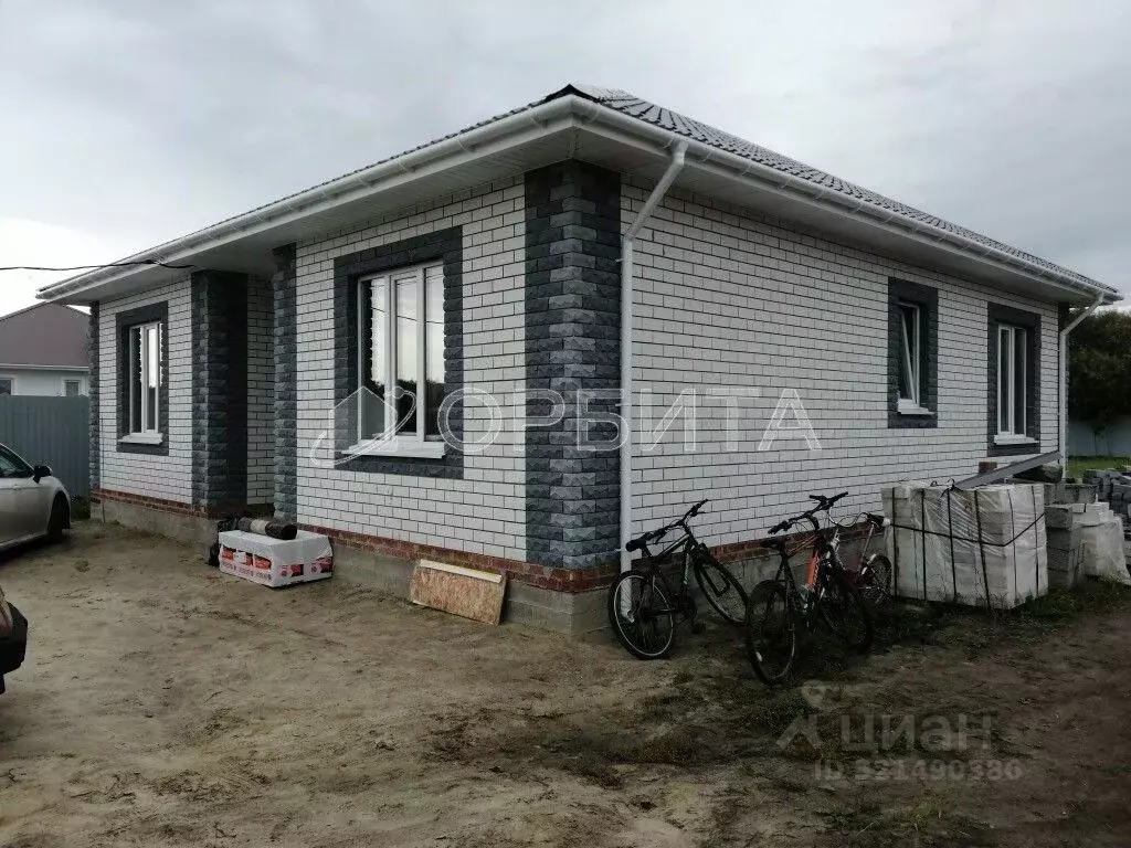 Дом в Тюменская область, Тюменский муниципальный округ, с. Перевалово ... - Фото 1