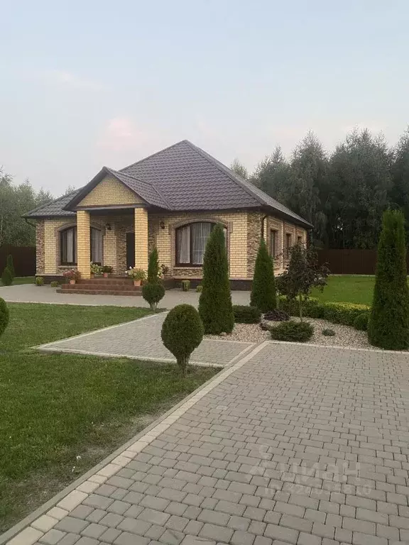 Дом в Брянская область, Брянский район, Отрадненское с/пос, с. ... - Фото 1