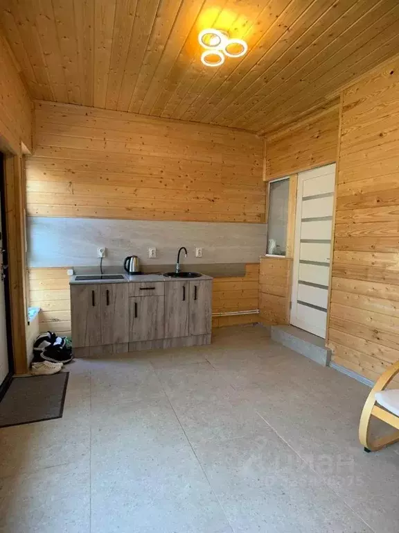 Дом в Оренбургская область, Оренбург Малышевская ул. (55 м) - Фото 1