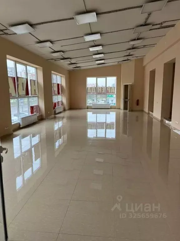 Торговая площадь в Краснодарский край, Краснодар Юбилейный мкр, просп. ... - Фото 1