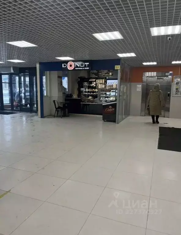 Торговая площадь в Санкт-Петербург, Санкт-Петербург, Красное Село ... - Фото 1