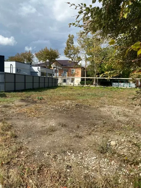 Участок в Крым, Керчь ул. Ушинского, 4 (6.1 сот.) - Фото 1