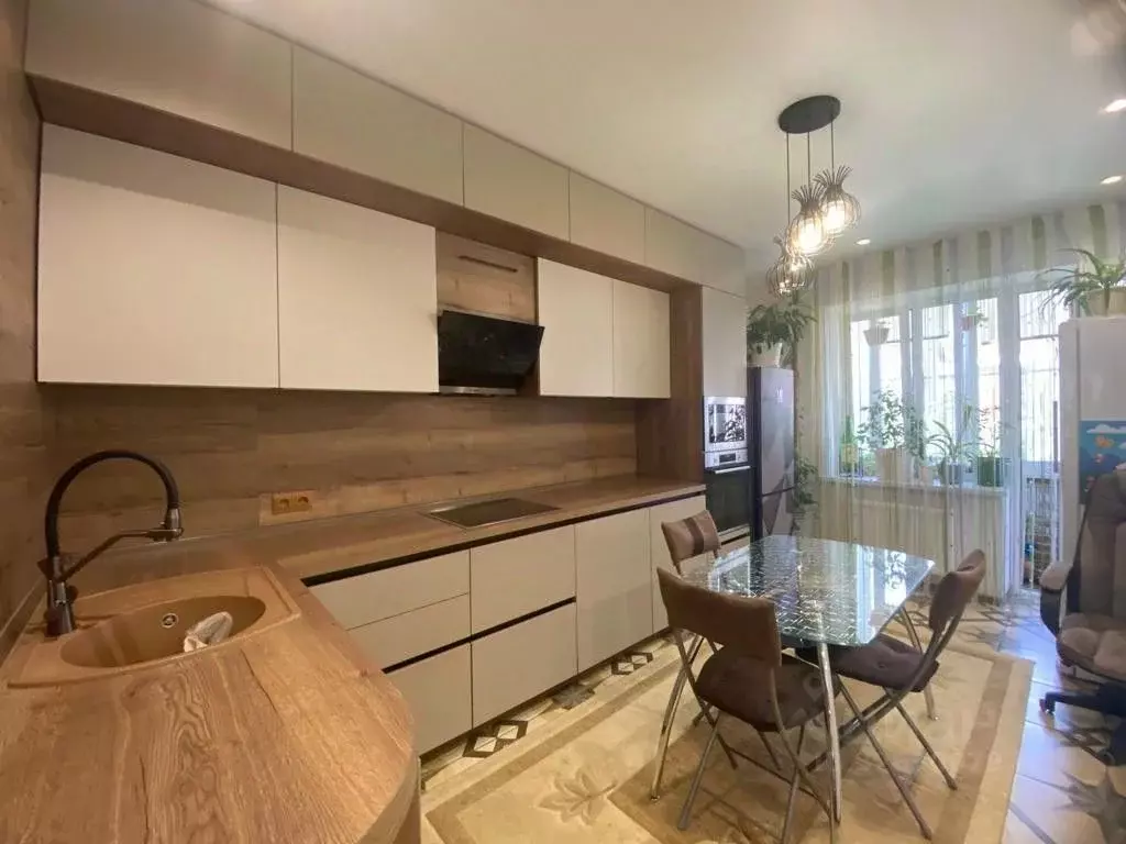 2-к кв. Краснодарский край, Краснодар ул. Измаильская (60.2 м) - Фото 1