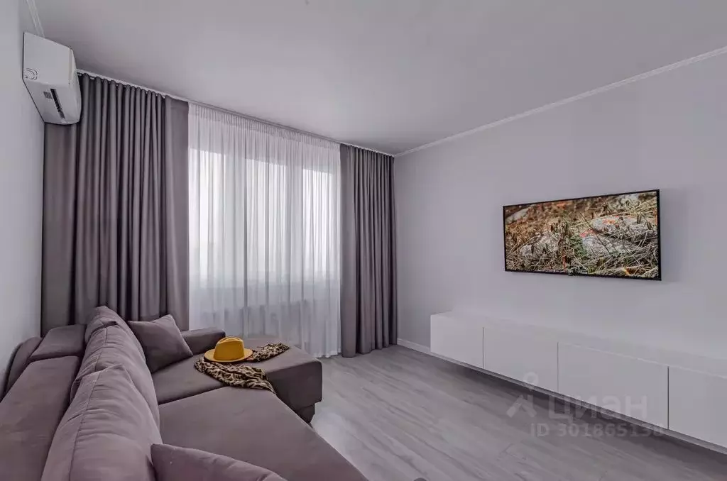 1-к кв. Татарстан, Казань ул. Баки Урманче, 11к3 (38.0 м) - Фото 1