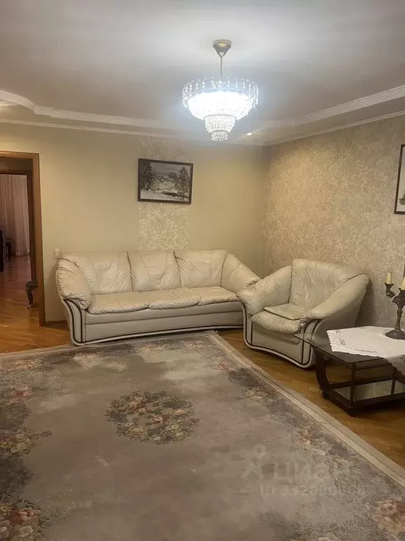 3-к кв. Челябинская область, Челябинск ул. Энгельса, 36а (96.0 м) - Фото 1