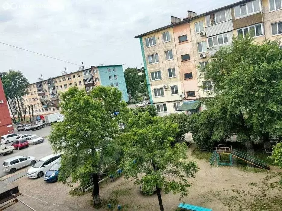 3-комнатная квартира: Уссурийск, Ленинградская улица, 47А (58 м) - Фото 1