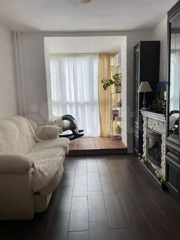 1-к. квартира, 31,3 м, 4/10 эт. - Фото 0