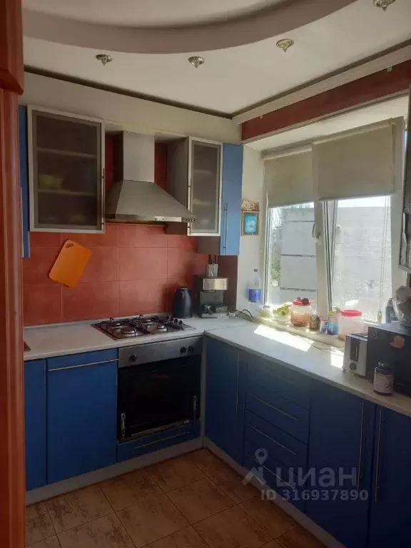 3-к кв. Крым, Керчь ул. Марата, 8 (61.1 м) - Фото 0