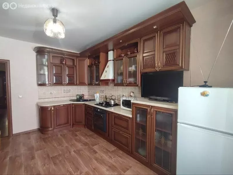 2-комнатная квартира: Волгоград, Удмуртский переулок, 105 (83.3 м) - Фото 2