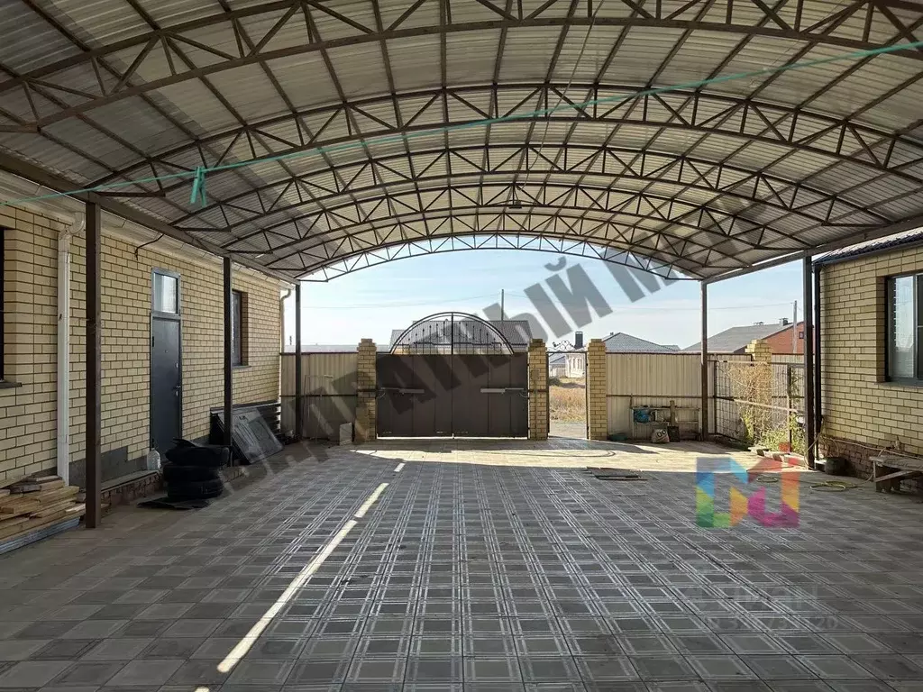 Дом в Калмыкия, Элиста Калачинская ул. (151 м) - Фото 2