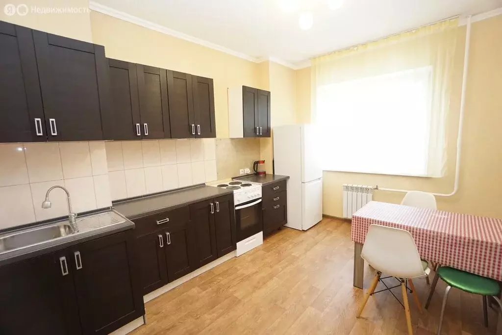 2-комнатная квартира: Лобня, Кольцевая улица, 14А (64 м) - Фото 2