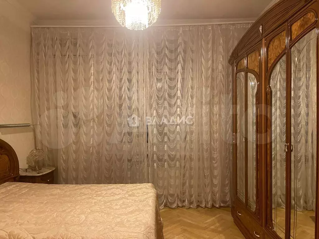 3-к. квартира, 90 м, 2/6 эт. - Фото 0