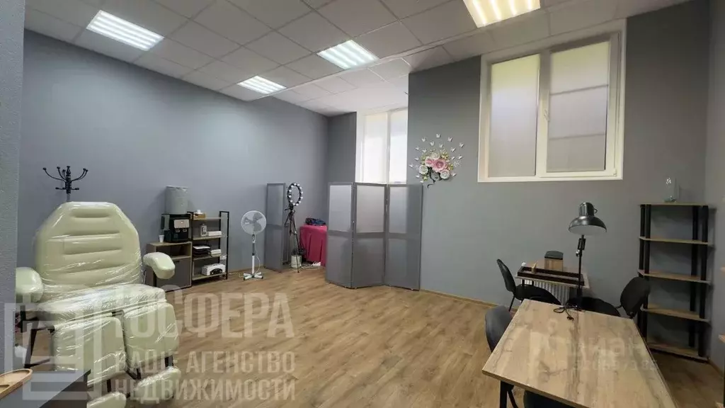 Помещение свободного назначения в Волгоградская область, Волгоград ул. ... - Фото 1