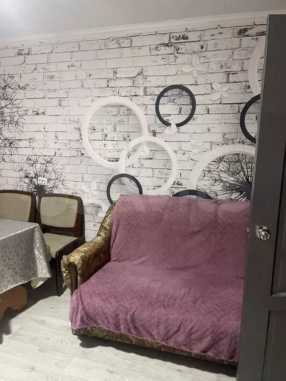 1-к. квартира, 60 м, 1/2 эт. - Фото 1