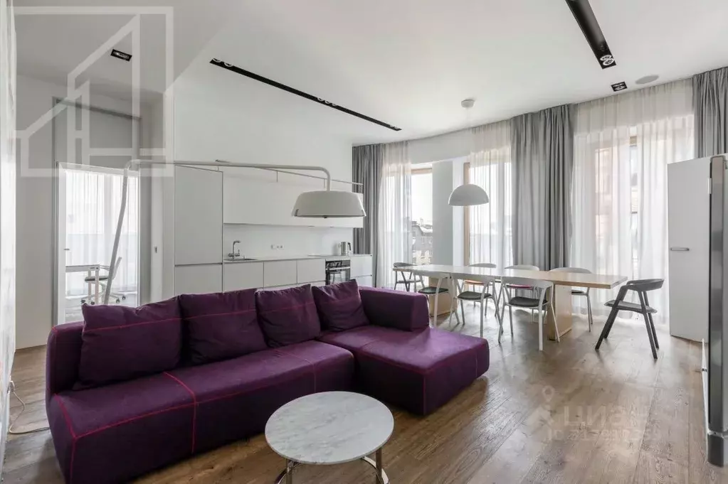 4-к кв. Москва ул. Ефремова, 10с1к4/1 (129.4 м) - Фото 1