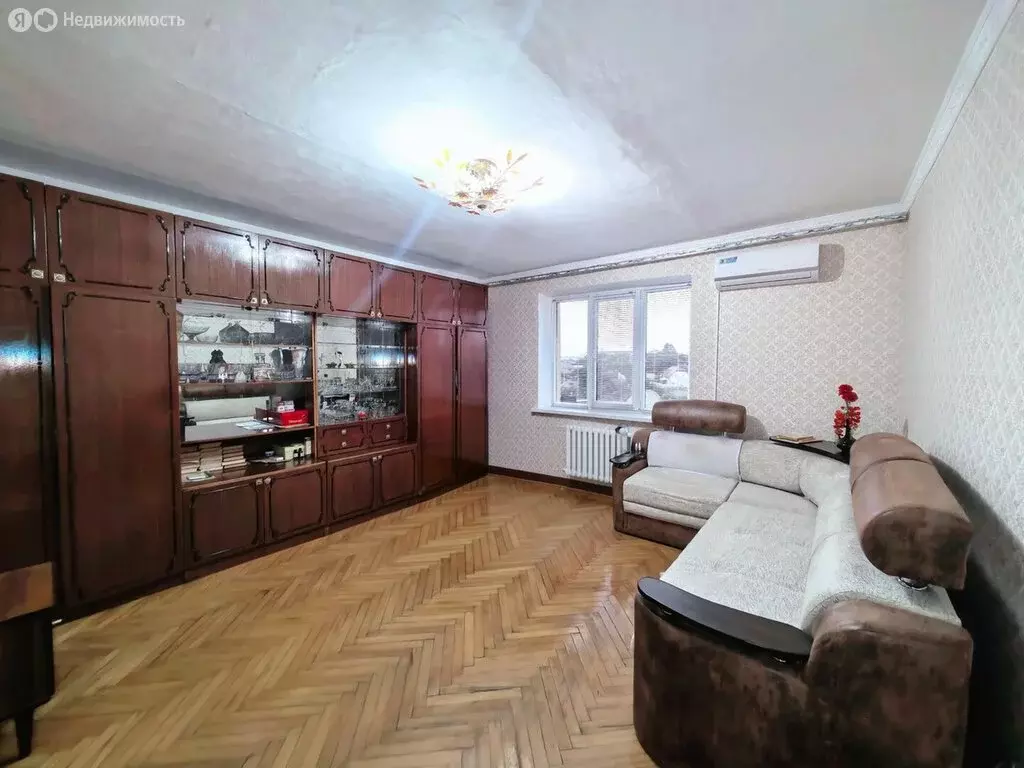 2-комнатная квартира: Нарткала, улица Шекихачева, 6 (55 м) - Фото 1