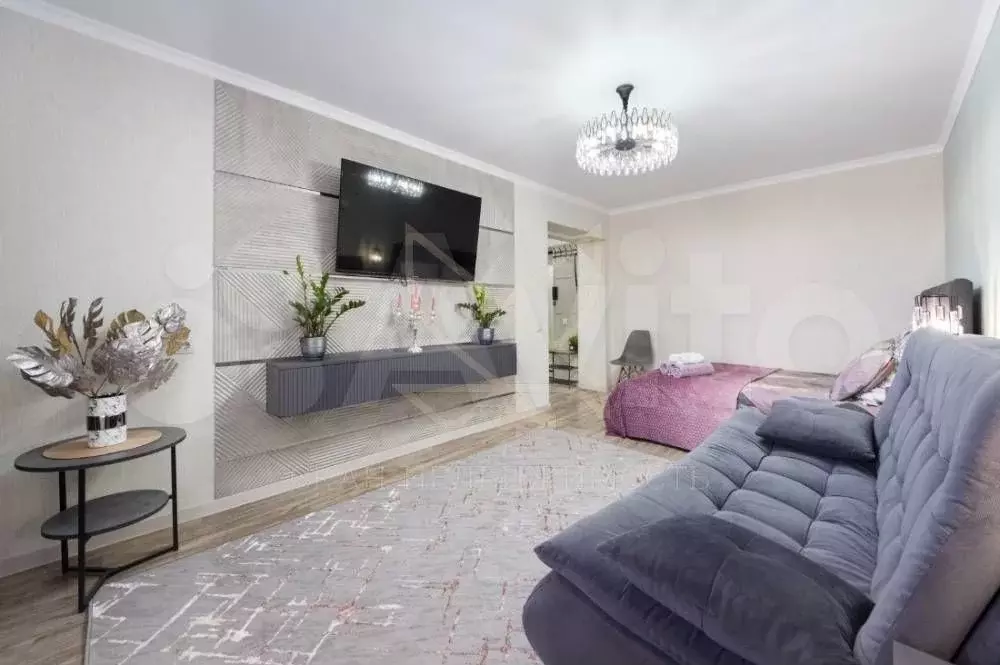1-к. квартира, 38 м, 4/6 эт. - Фото 1