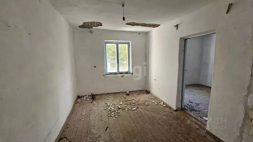 Дом в Крым, Первомайский район, с. Алексеевка ул. Кирова (57 м) - Фото 2